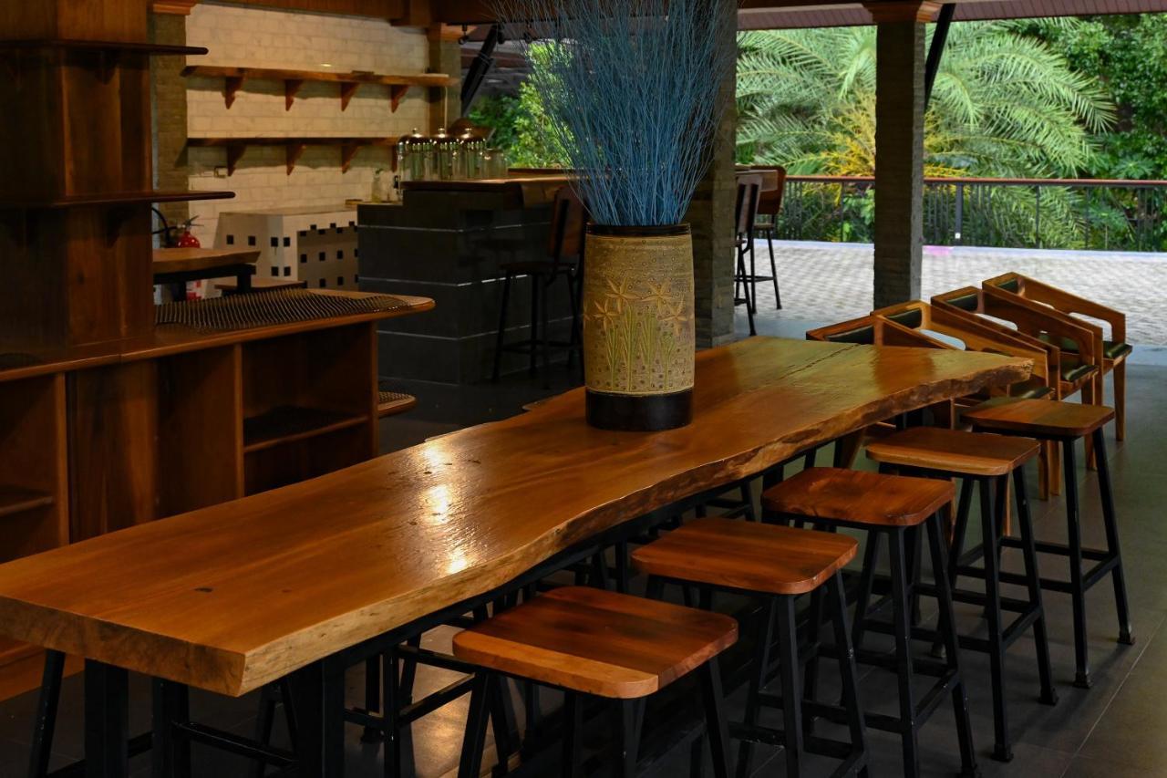 Hotel Cascade Tara 4*