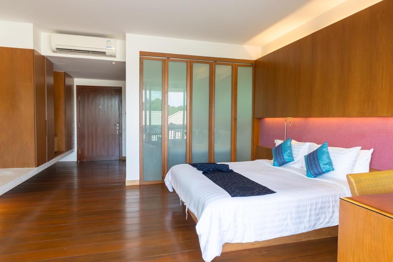Hotel Pure Beach Club