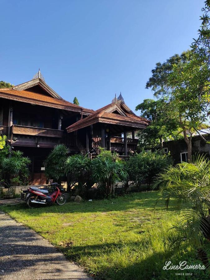 Bed & Breakfast Fueangfu *
