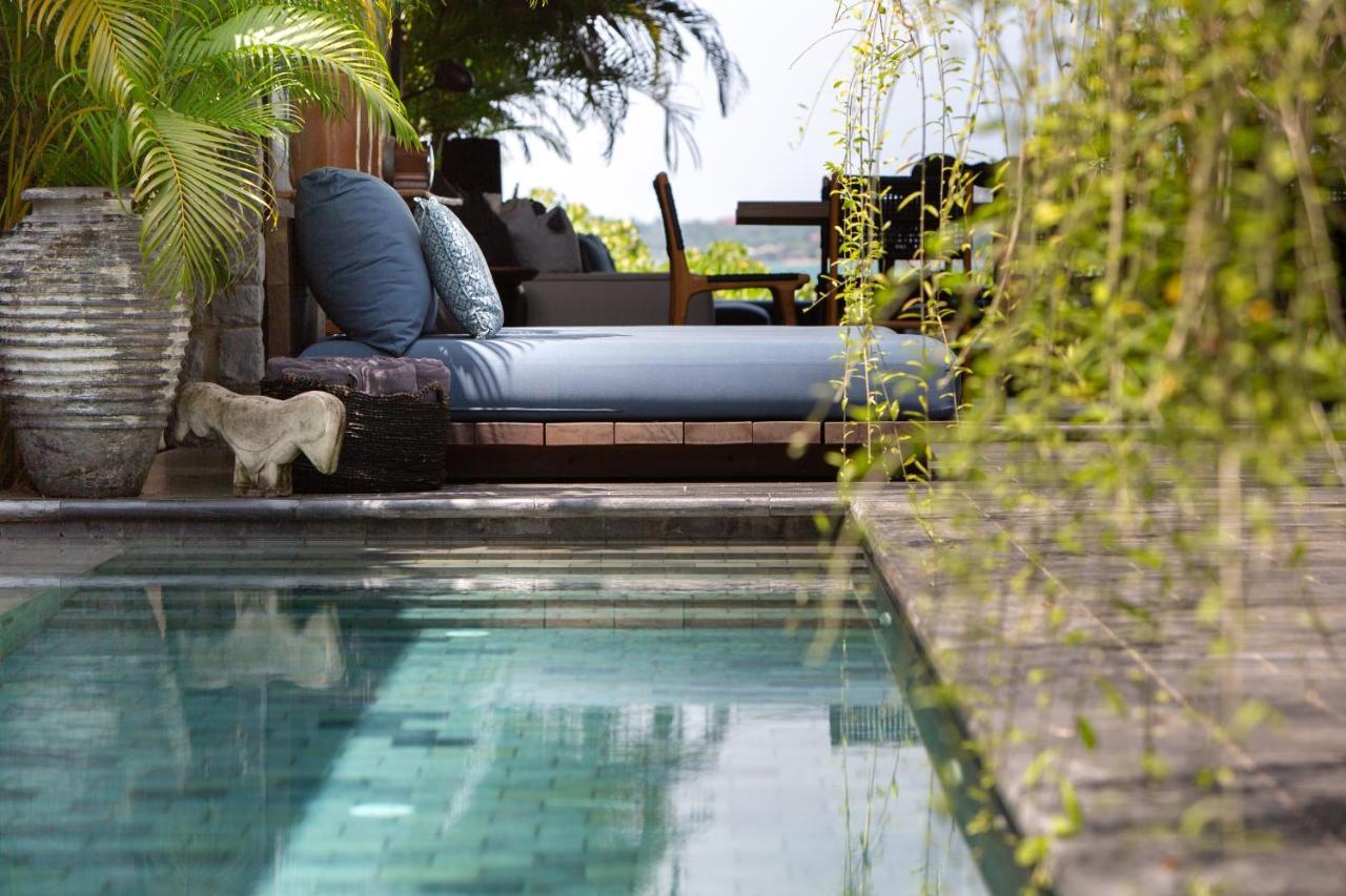 Clay Samui - Beachfront Vila *