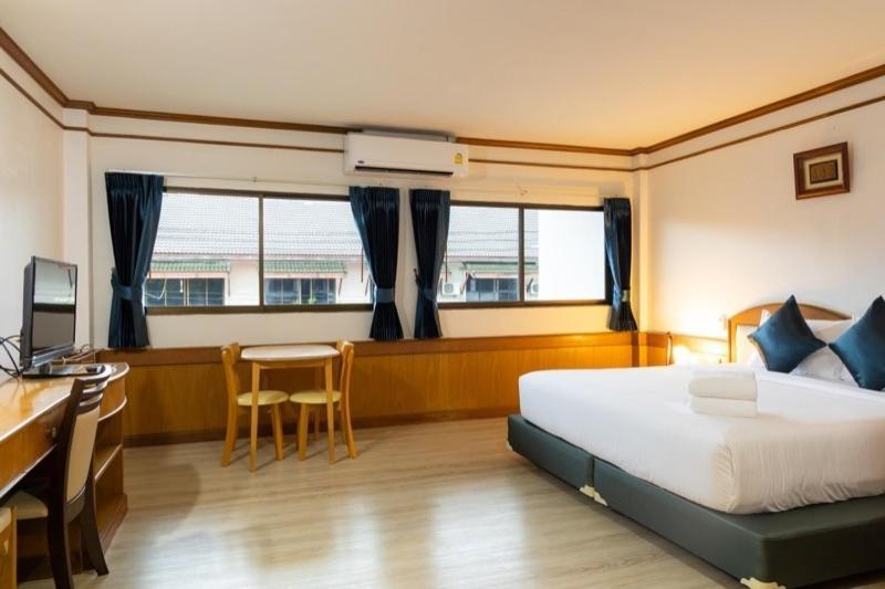 The New Hotel