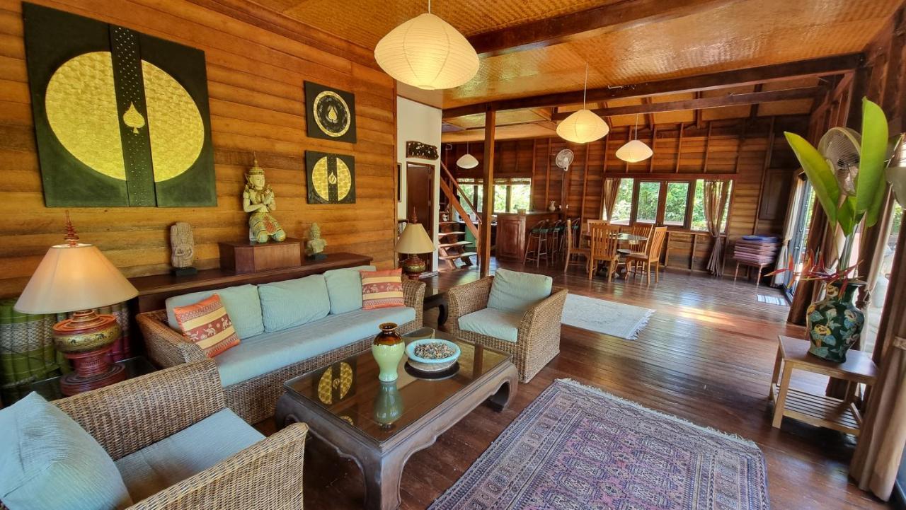 House Woody * Laem Sor