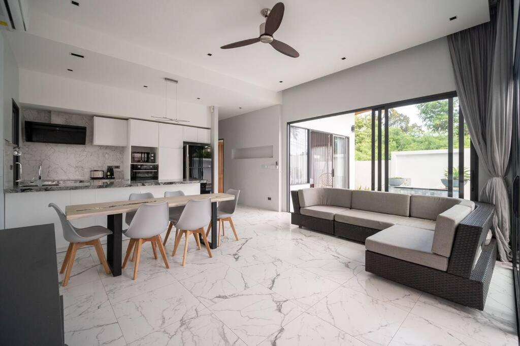 Holiday home Kote Private Pool *