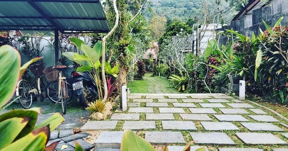 Baan Hinlad And (adults Only)