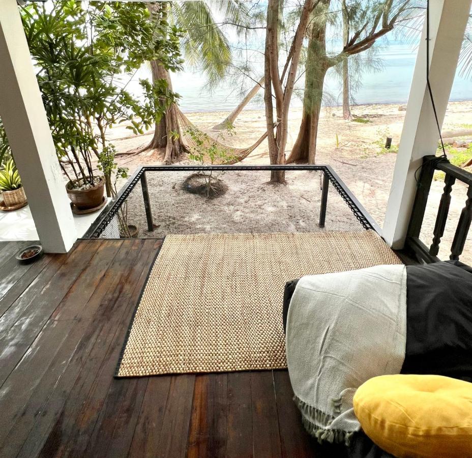 - Outdoor Net On The - Working Desk Holiday home *