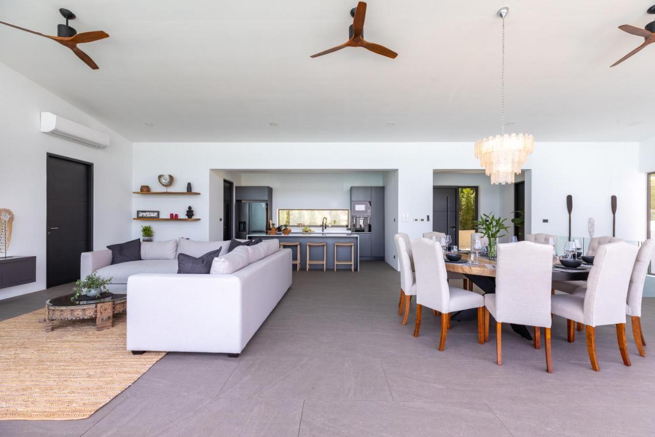Luxurious Anushka - Breathtaking Sea Views And Dedicated Housekeeping Staff *