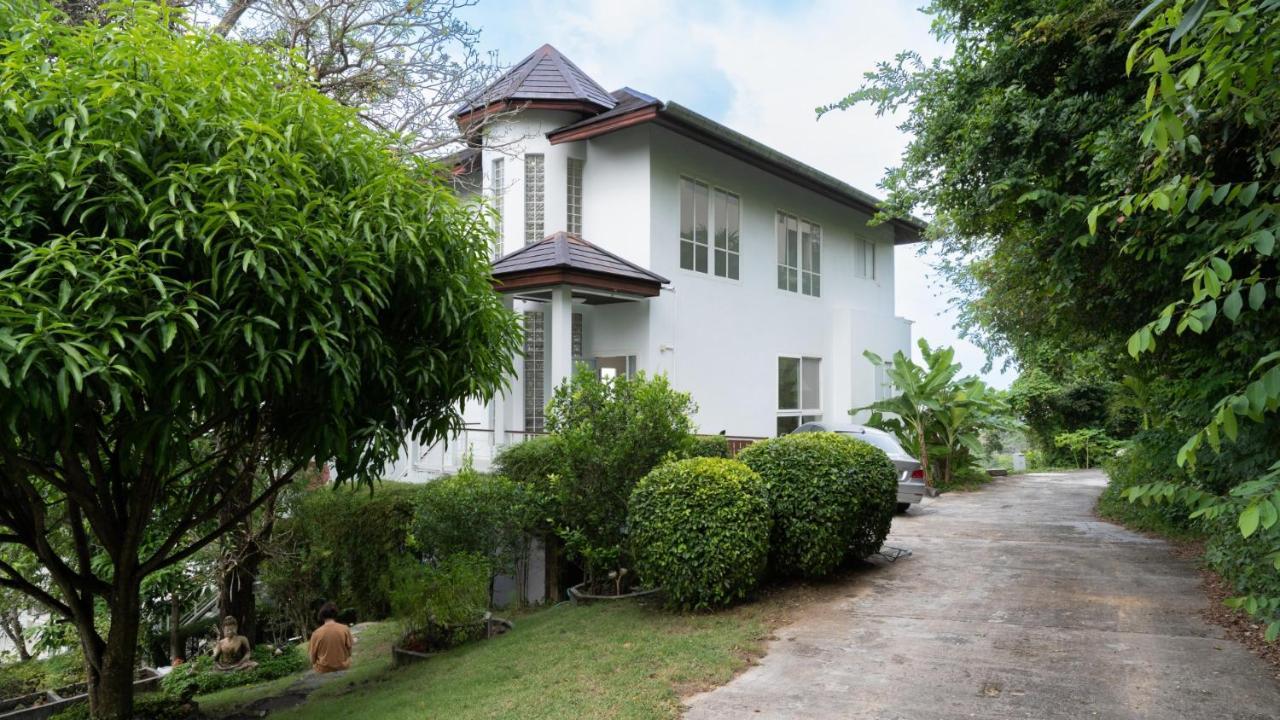 3 Coconuts - Seaview Private *