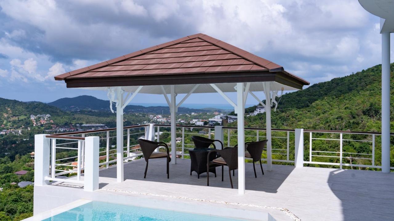 3 Coconuts - Seaview Private Villa