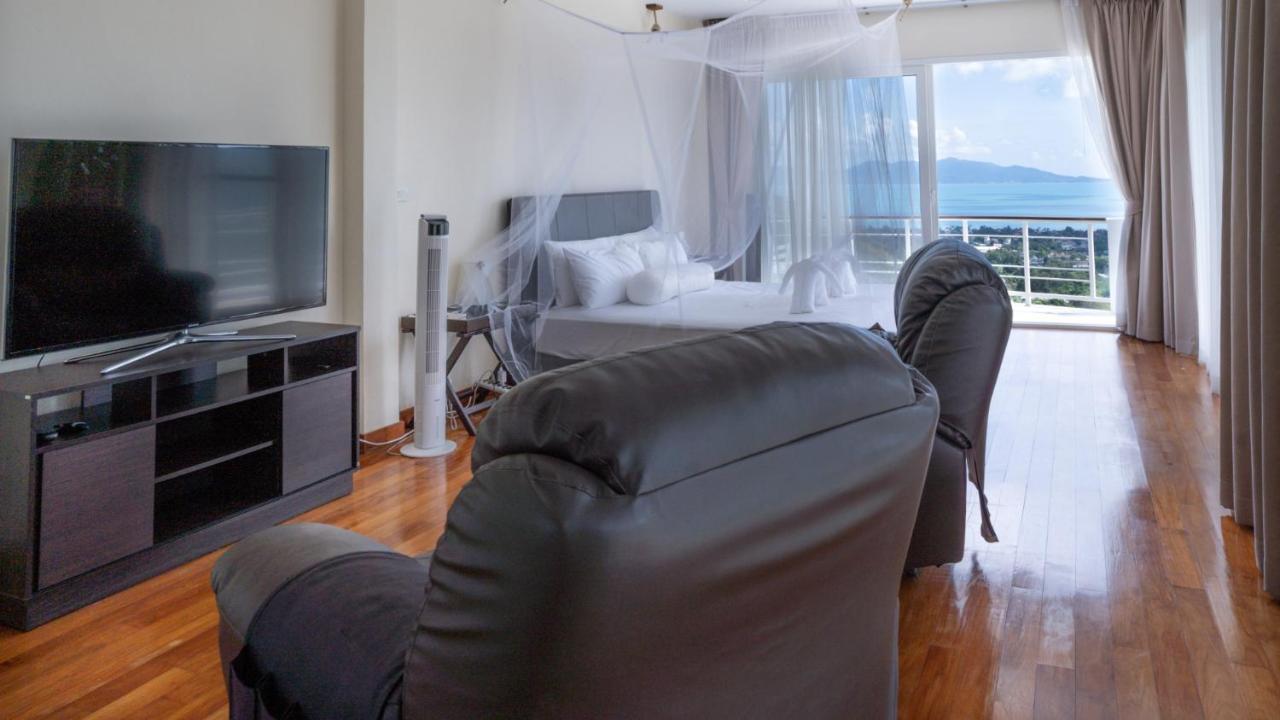 3 Coconuts - Seaview Private Bophut