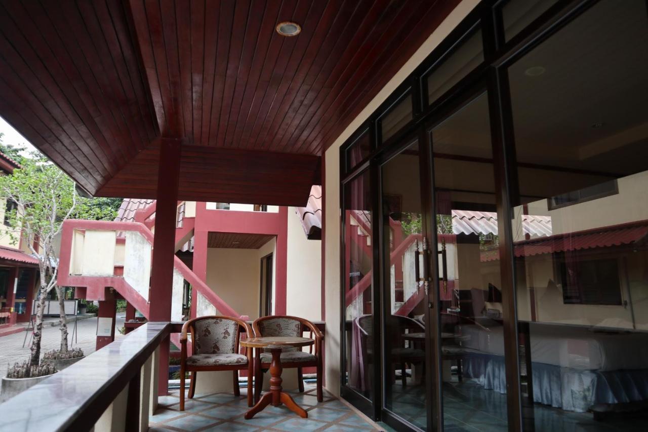 Island View Guest house 2*