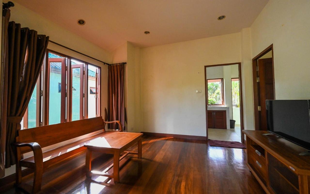 Poowadee Guest house *