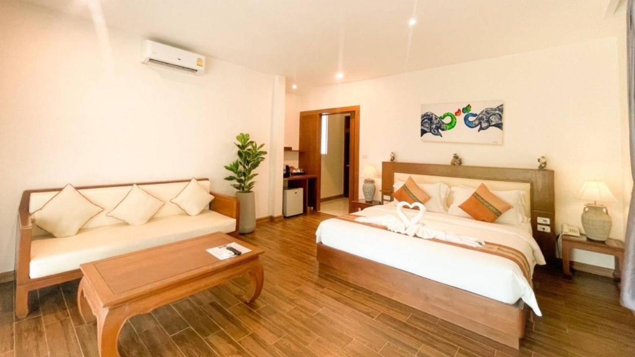 Hotel Aura Samui