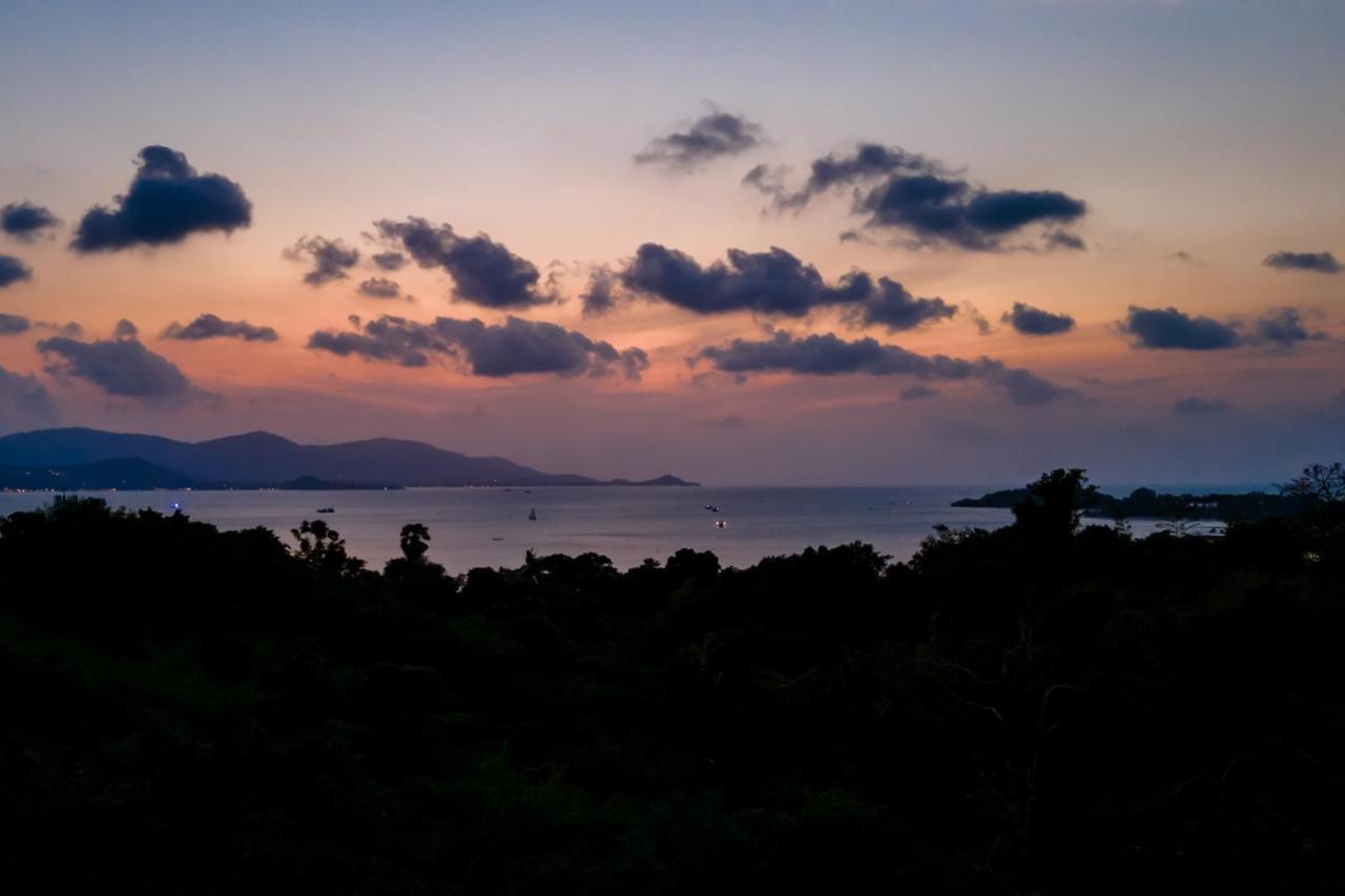 Villa Shades Of Blue - Modern Sea View 4 Bed Pool