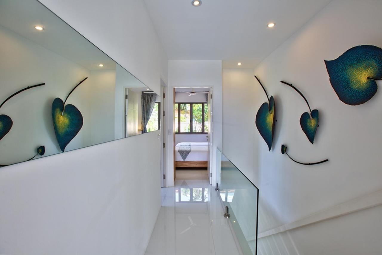 Shades Of Blue - Modern Sea View 4 Bed Pool