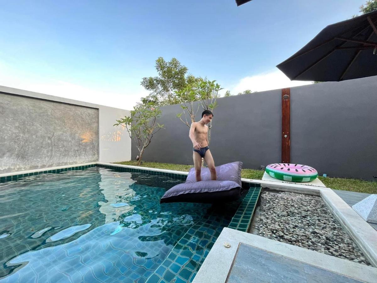Villa House *
