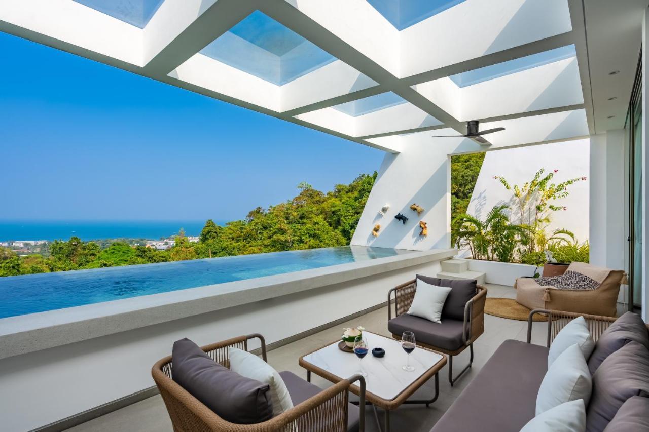 Golden Lotus Luxury Villas *