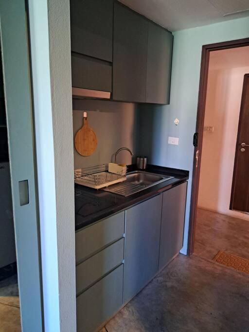 Apartment Dreamcatcher Condo/ Replay