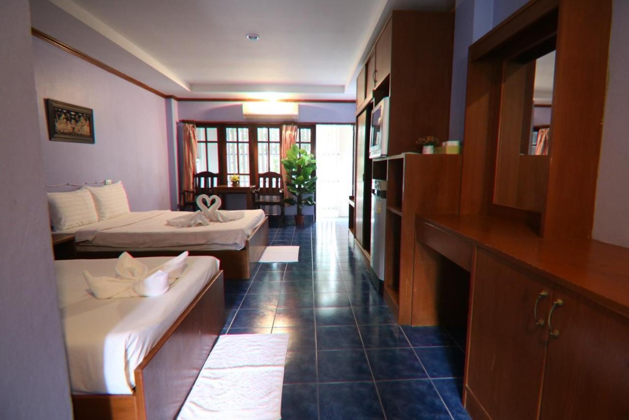 Hotel Coconut House