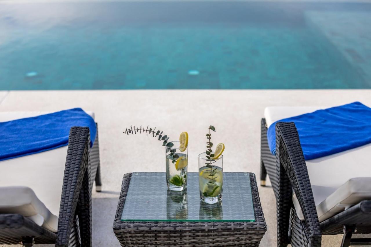Villa Mandra - Beautiful 4 Bedroom Luxury Pool Kbr2 *