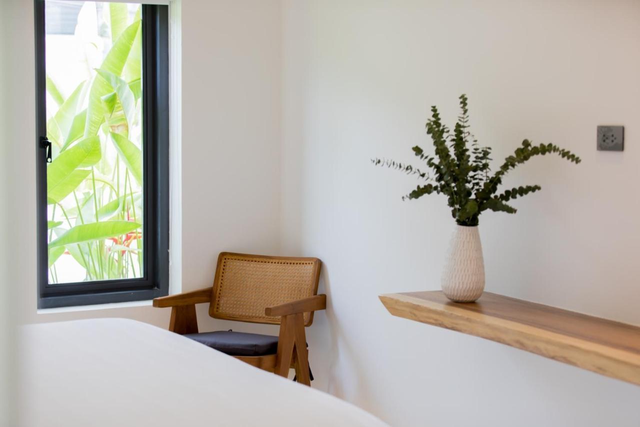 Mandra - Beautiful 4 Bedroom Luxury Pool Kbr2 Villa *