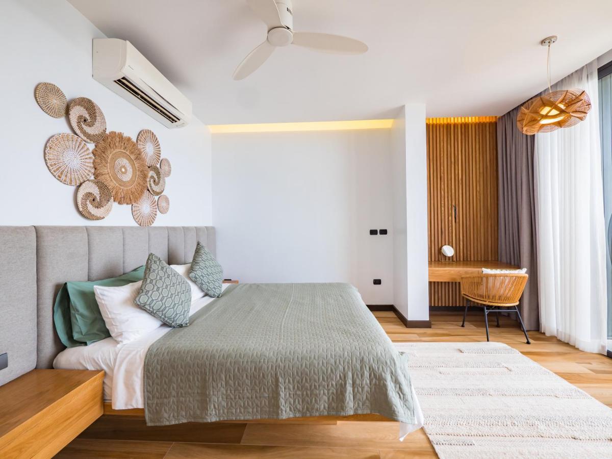 Costa Luxury Sea View 4bdr