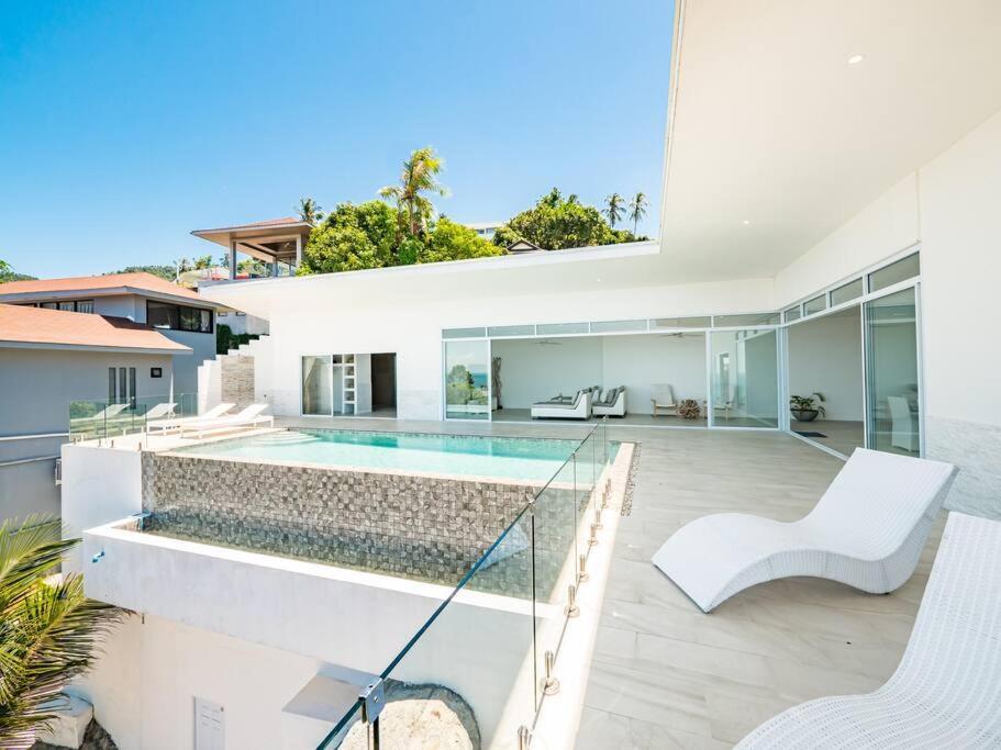Villa Maviela Sea View 2 Bdr *