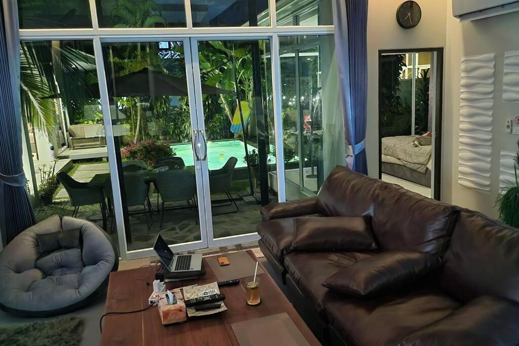 Villa Samui Paradise *
