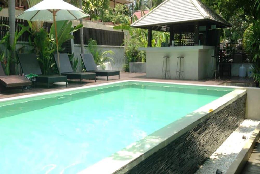 Evergreen Hotel 3*