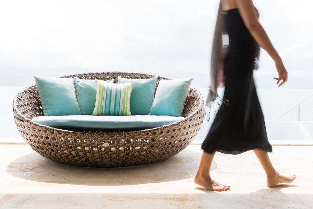Villa Manta Samui - Your Private Waterfront Oasis *