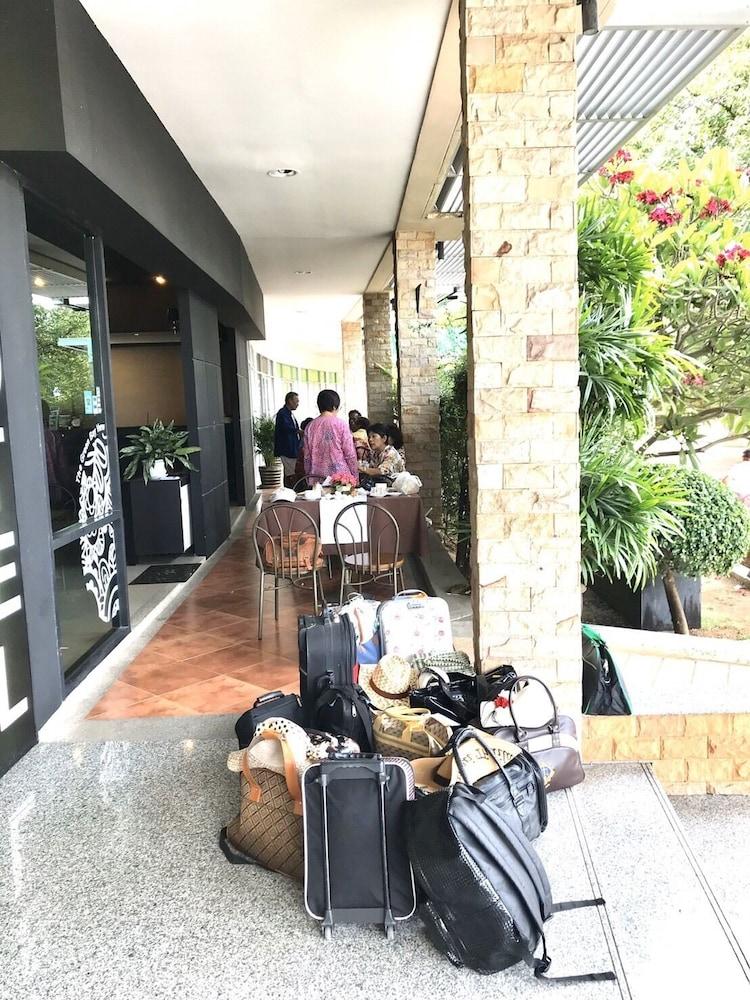 Green Residence Hotel Praia de Bang Rak