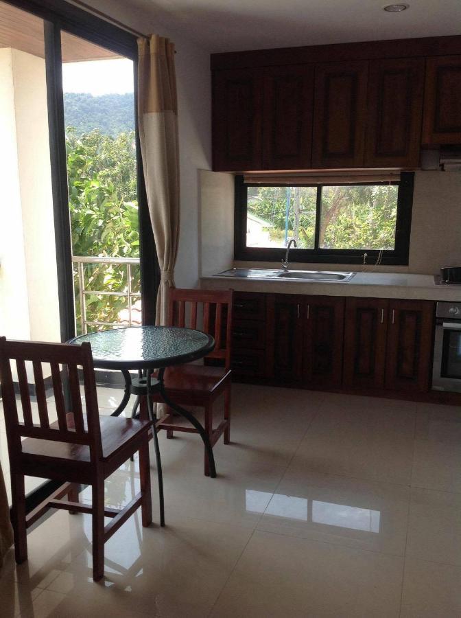 Hotel Chawenglakeviewcondo Ko Samui