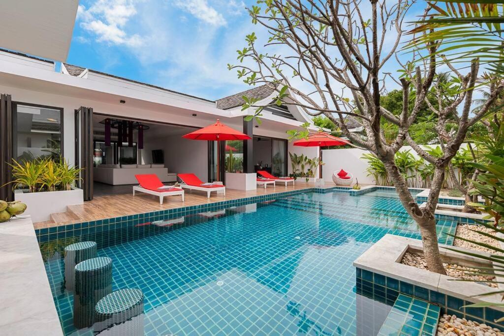 Villa Mango With Staff