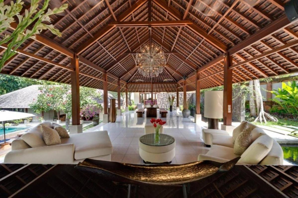 Sunny Villas