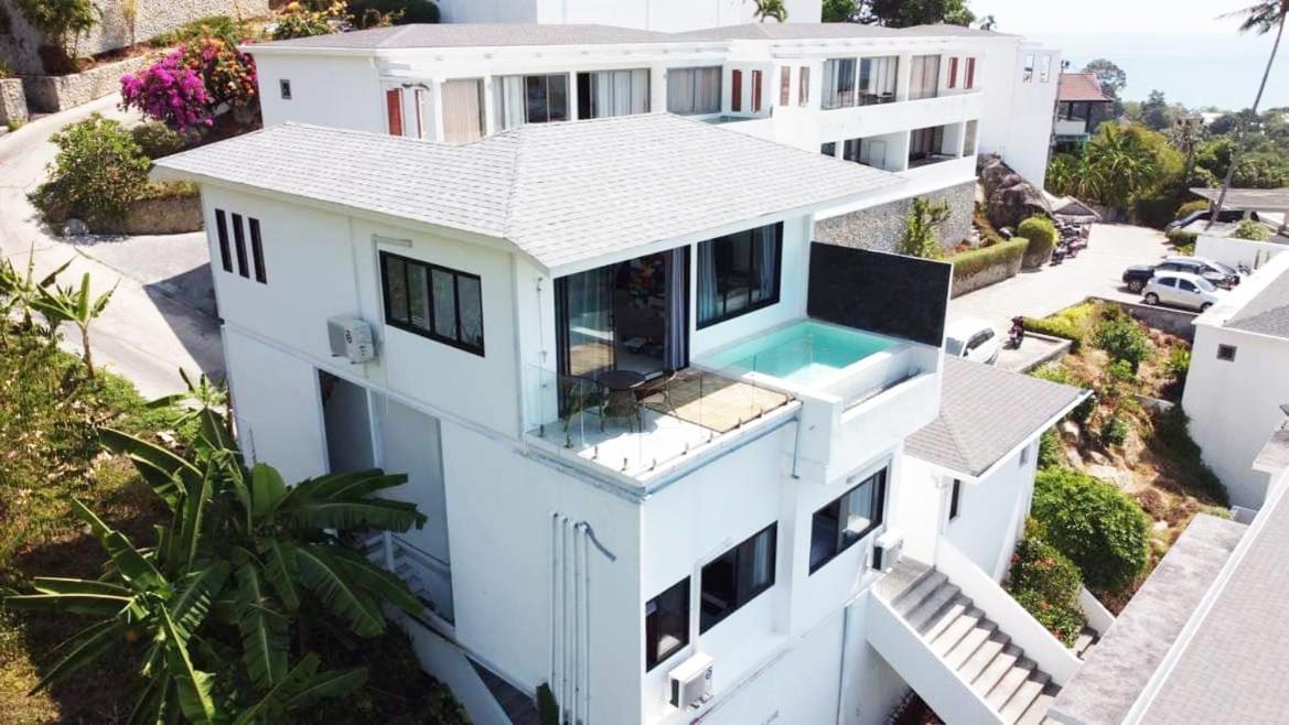 Duplex 2 Bedroom Sea View With Private Pool Villa *