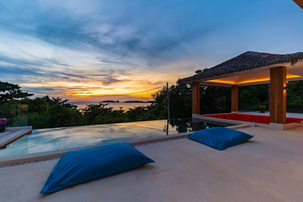 Nirvana - Wonderful Sea View Villa