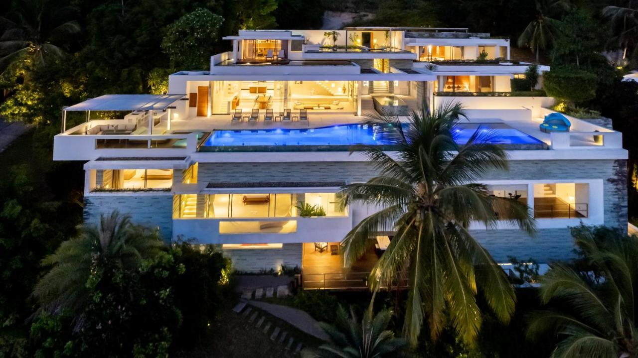 Splash: Contemporary Tropical Five Star *