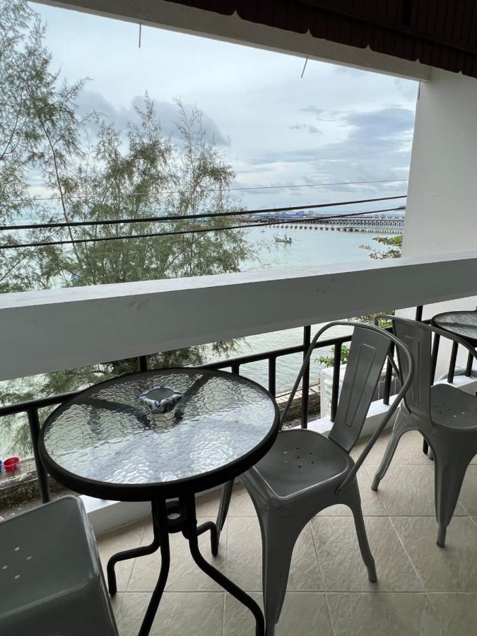 Hotel Seaside Palace 2*