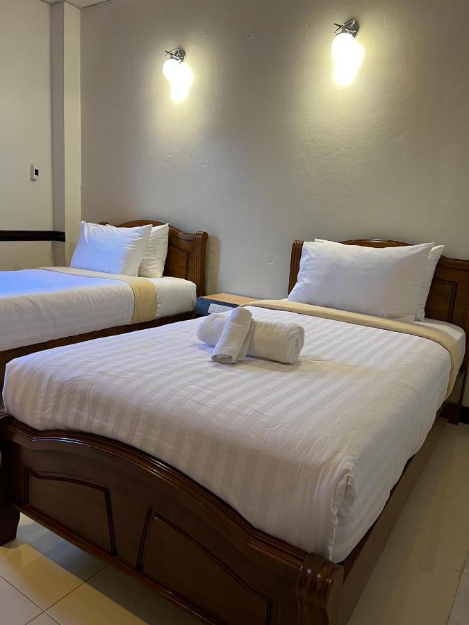 Seaside Palace 2*