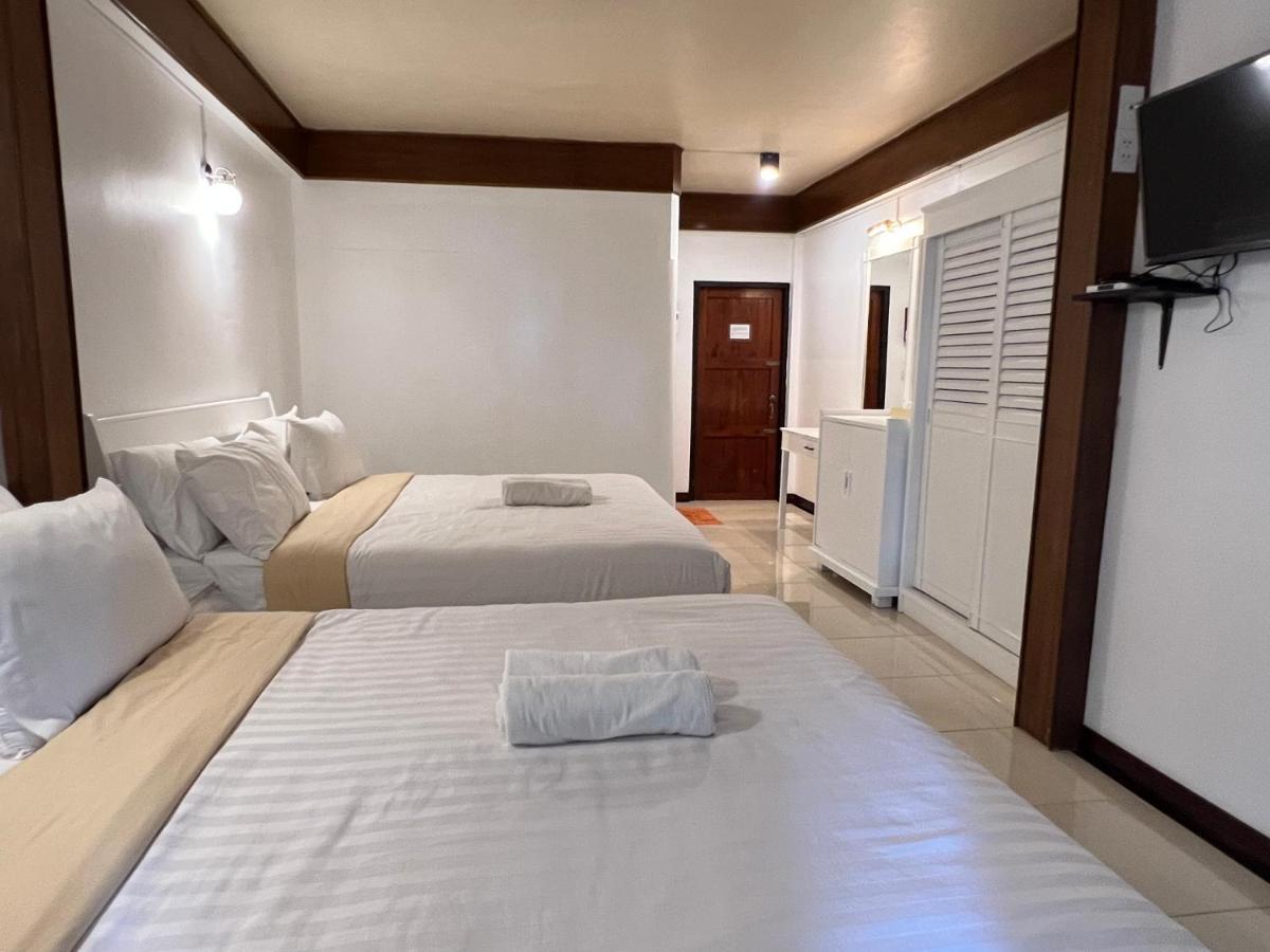 Seaside Palace 2*
