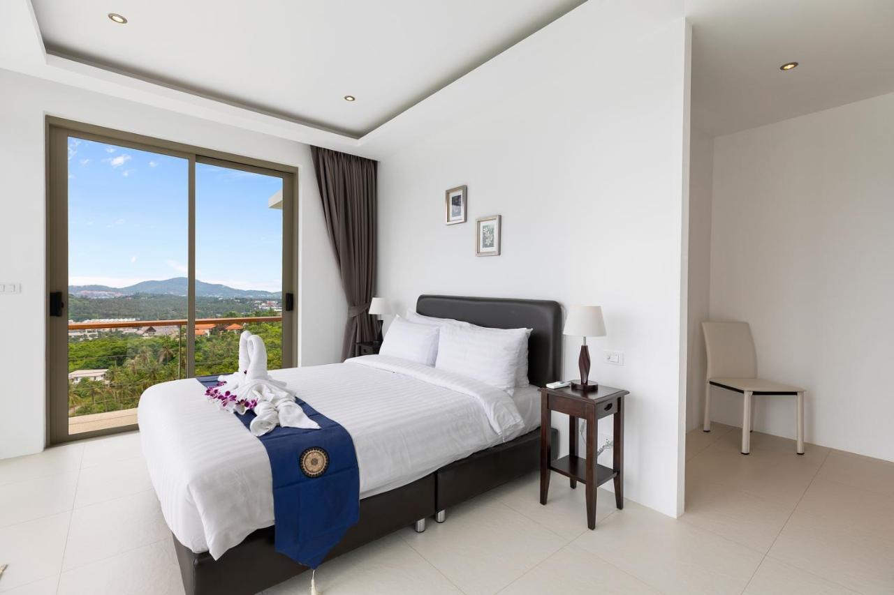 Pearl - Amazing View