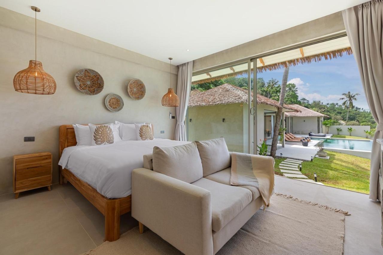 Designer's Delight: Lilly Belle: 4 Bed Pool Pousada Amphoe Koksamui
