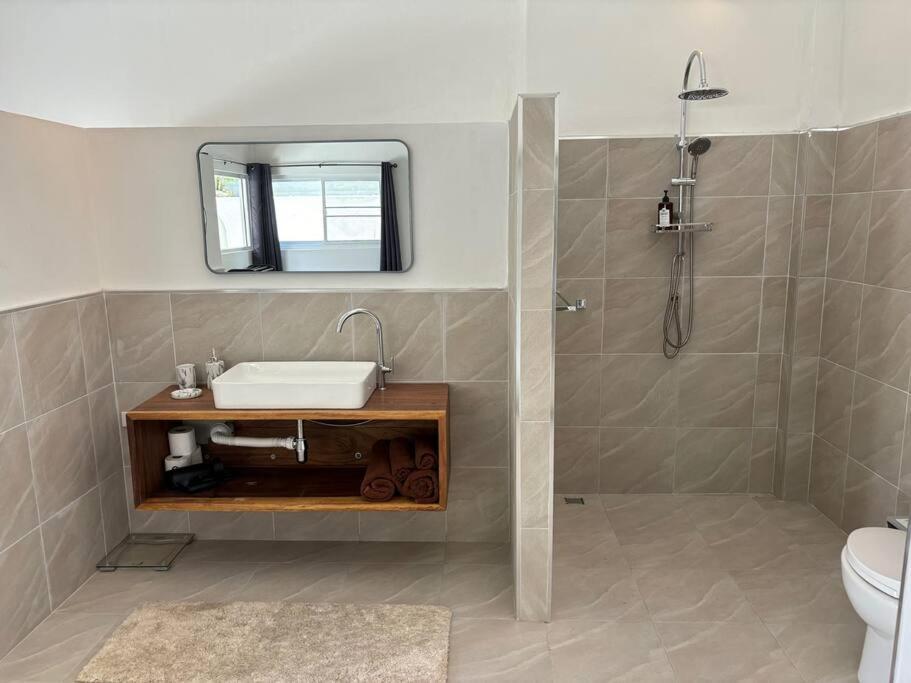 Umiimaan Pool Villa, 4br, 4ba Villa