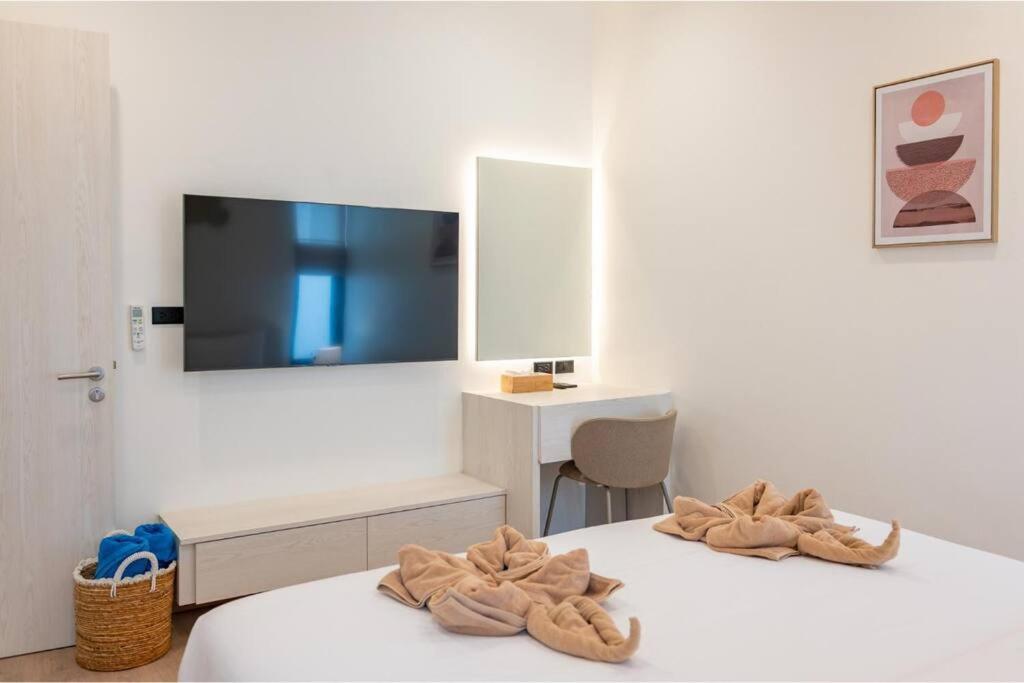 Modern Walking Distance To Fisherman Village Kbr15 *