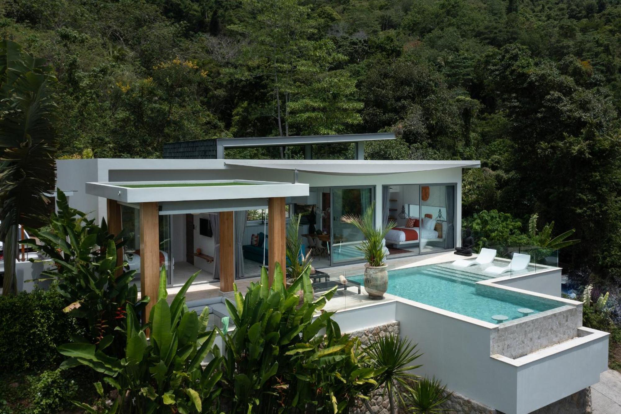 Zog Villa *