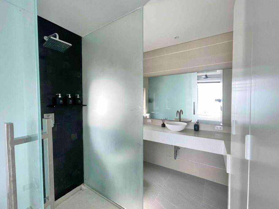 Villa Luxury 2bdr Breathtaking 270 Seaview Pool