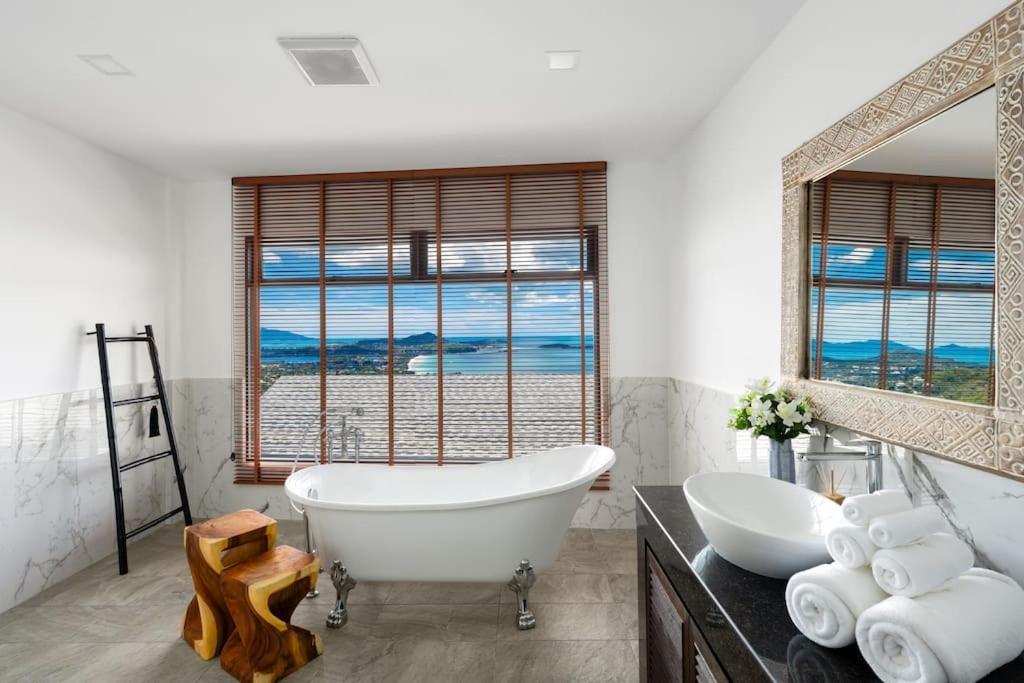 Luxury Blue Coco Sea View - 4x4 Suv Included Vila *
