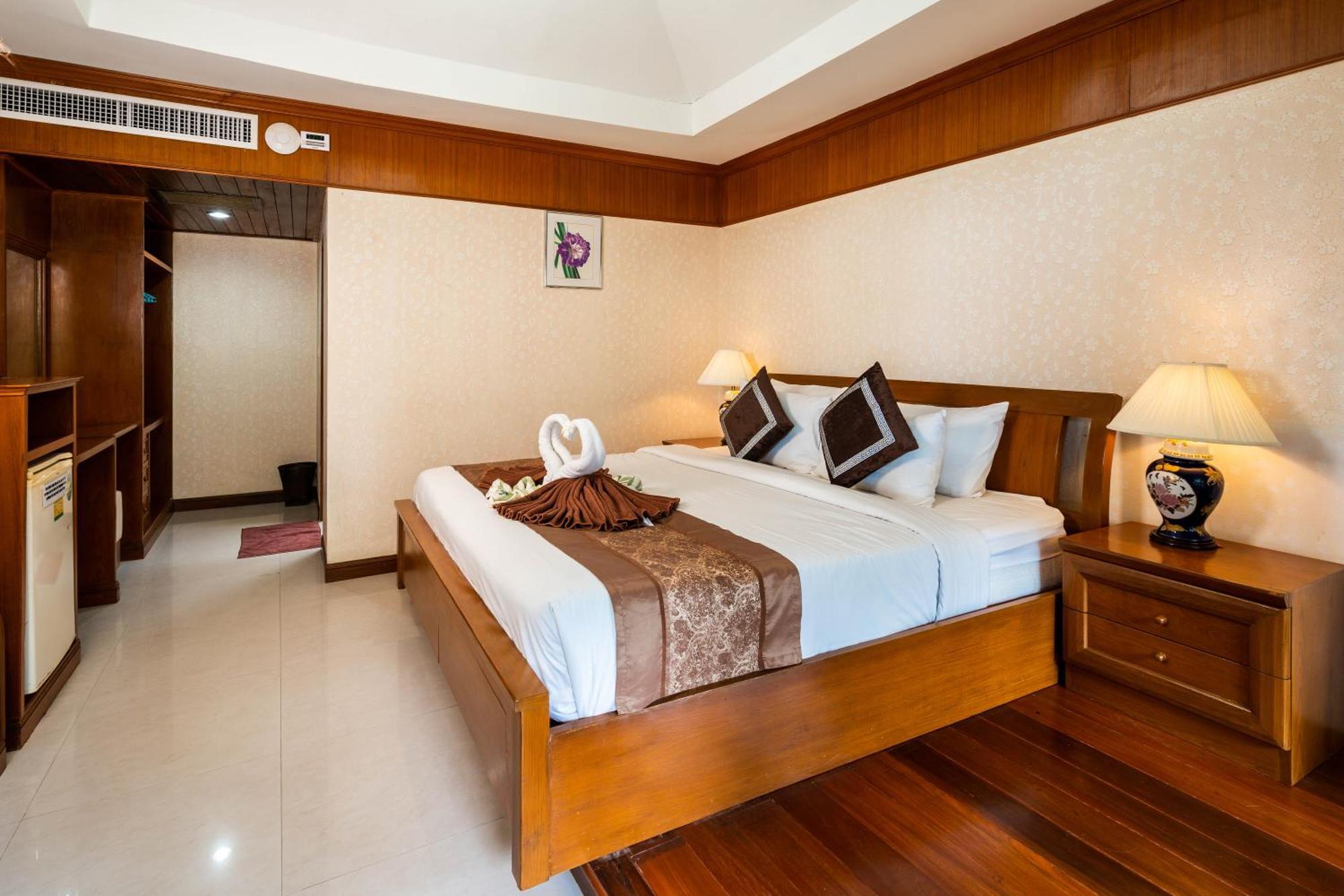 Long Lodge, Beach, Koh Samui 3*