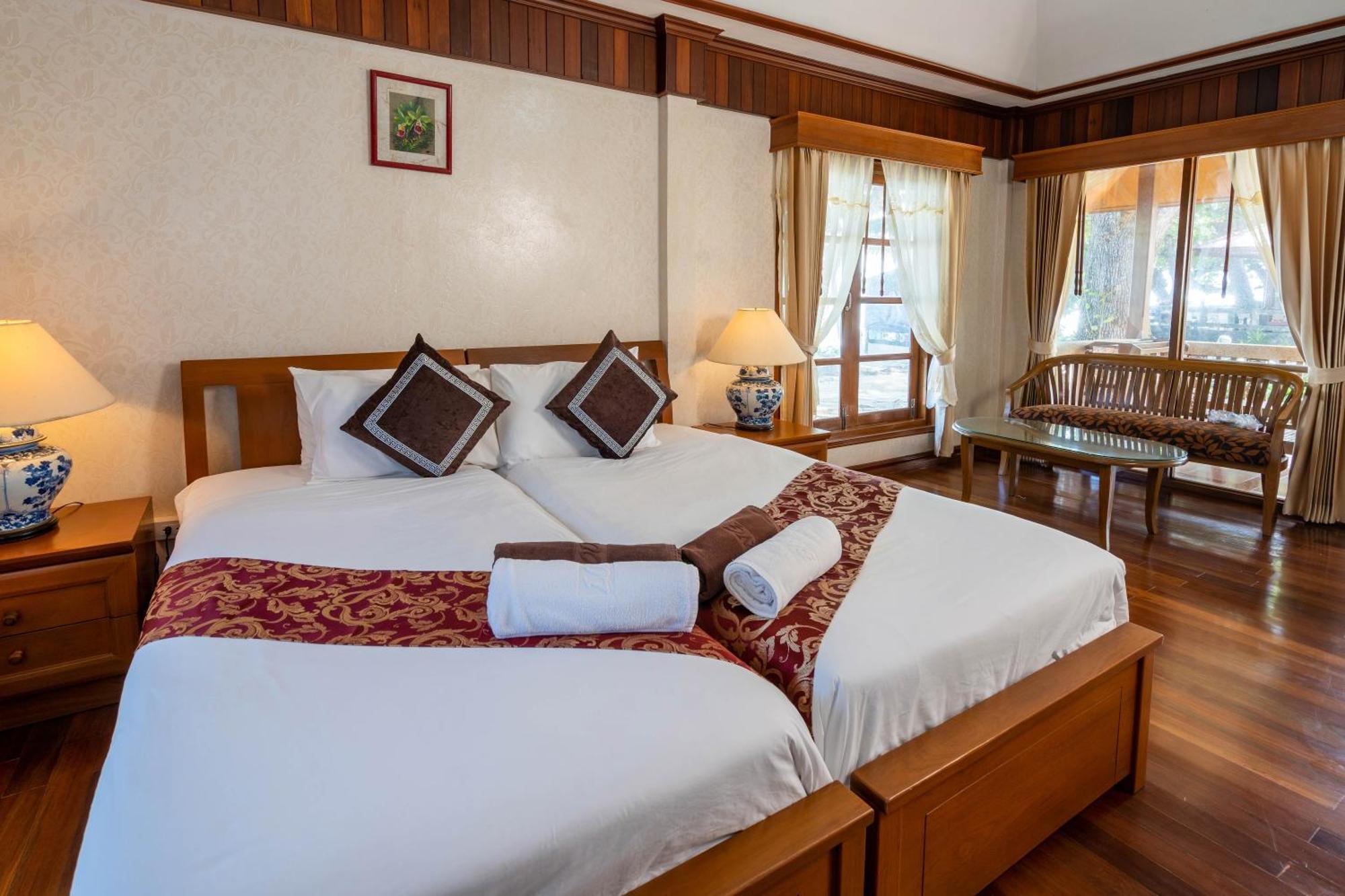 Long Lodge, Beach, Koh Samui