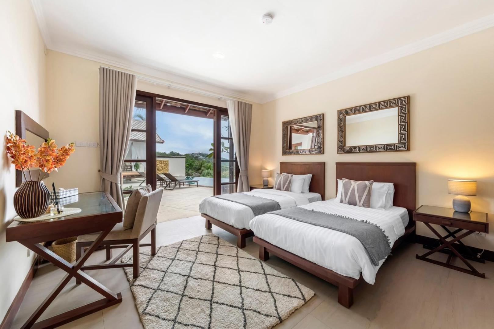 The Retreat, Pool & Sea View
