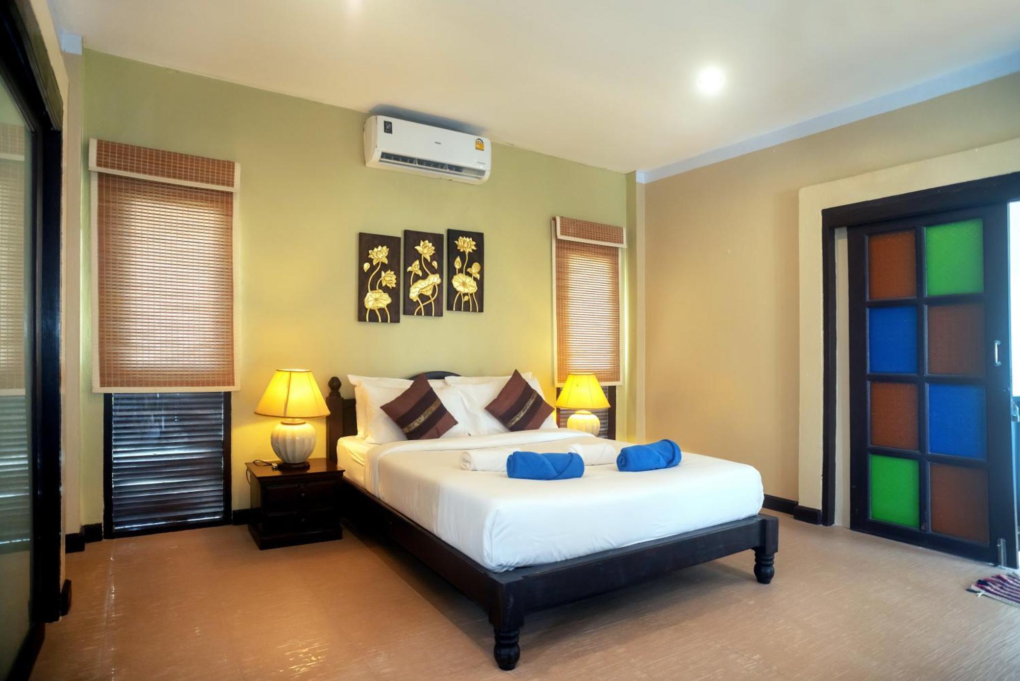 The Florist Hotel